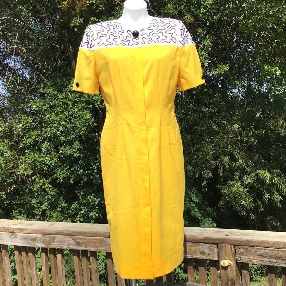 Leslie Fay Collection Yellow Vintage Align Midi Dress Short Sleeve Size 12 - Picture 1 of 16